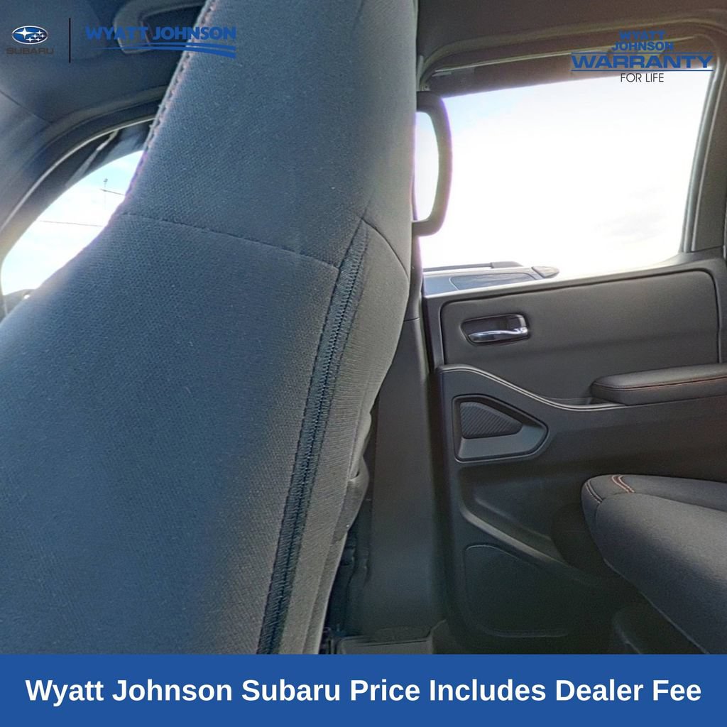 Used 2024 Nissan Frontier PRO-4X w/ Technology Package AWD/4WD image 28