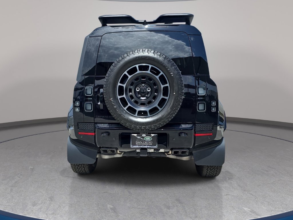 New 2026 Land Rover Defender 110 OCTA AWD/4WD image 6