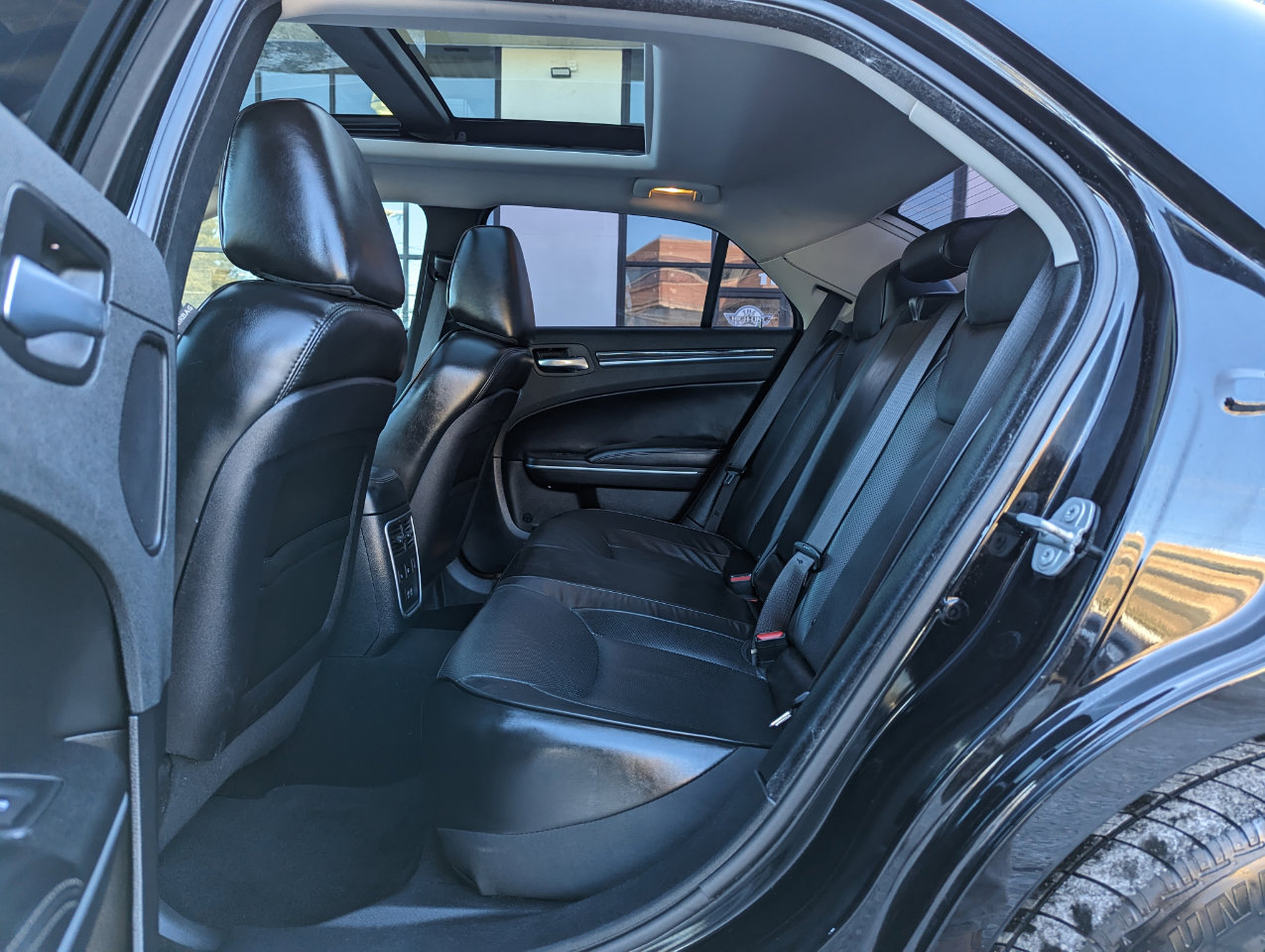 Used 2021 Chrysler 300 Touring L image 45