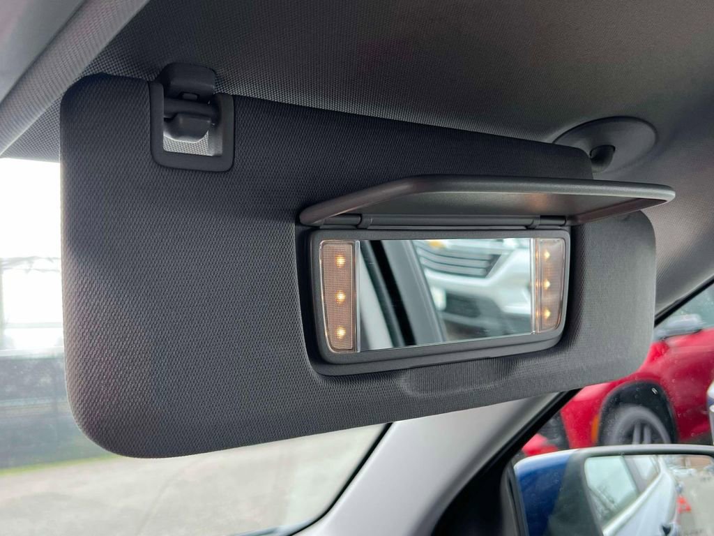 Used 2022 Chevrolet Equinox LT AWD/4WD image 29