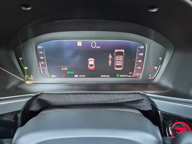 Used 2024 Honda Accord Touring image 11