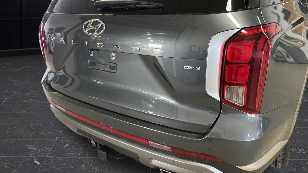 Used 2024 Hyundai Palisade Limited AWD/4WD image 42