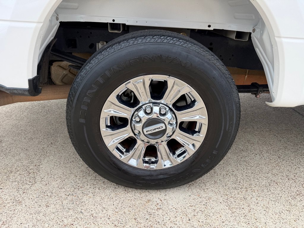 Used 2019 Ford F250 Lariat w/ Lariat Ultimate Package RWD image 13