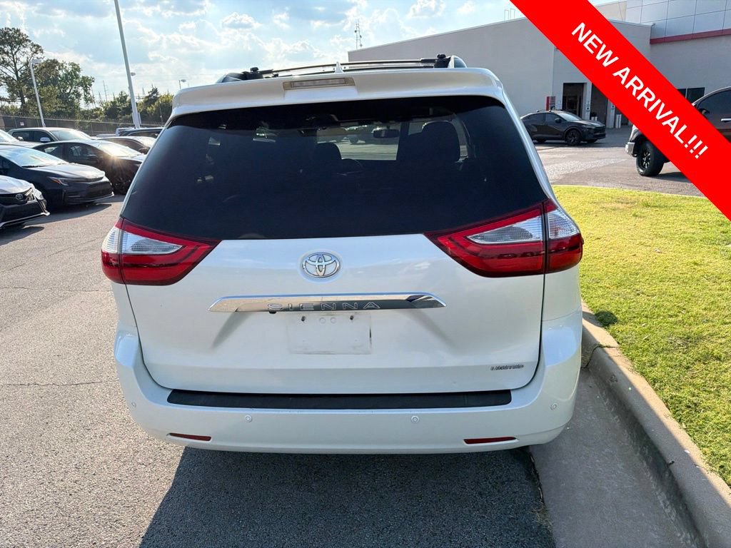 Used 2015 Toyota Sienna Limited FWD image 5