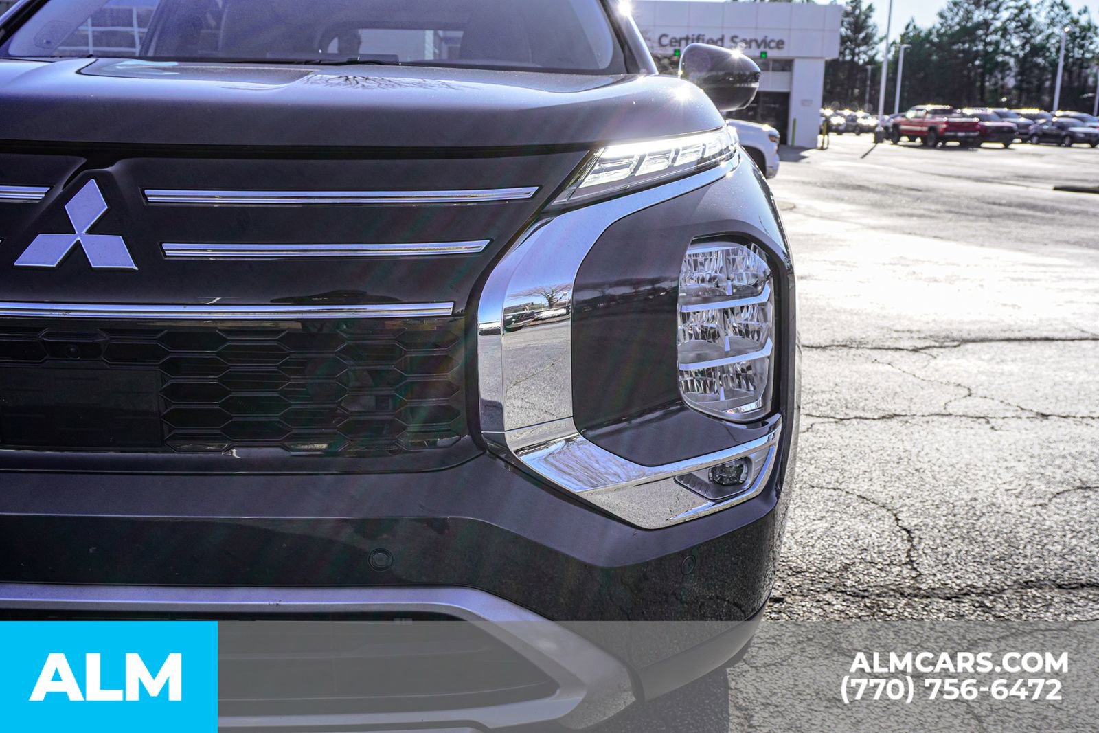 Used 2025 Mitsubishi Outlander SE image 19