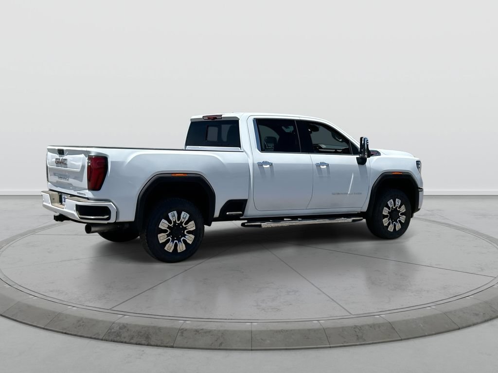 New 2026 GMC Sierra 2500 Denali w/ Technology Package AWD/4WD image 8