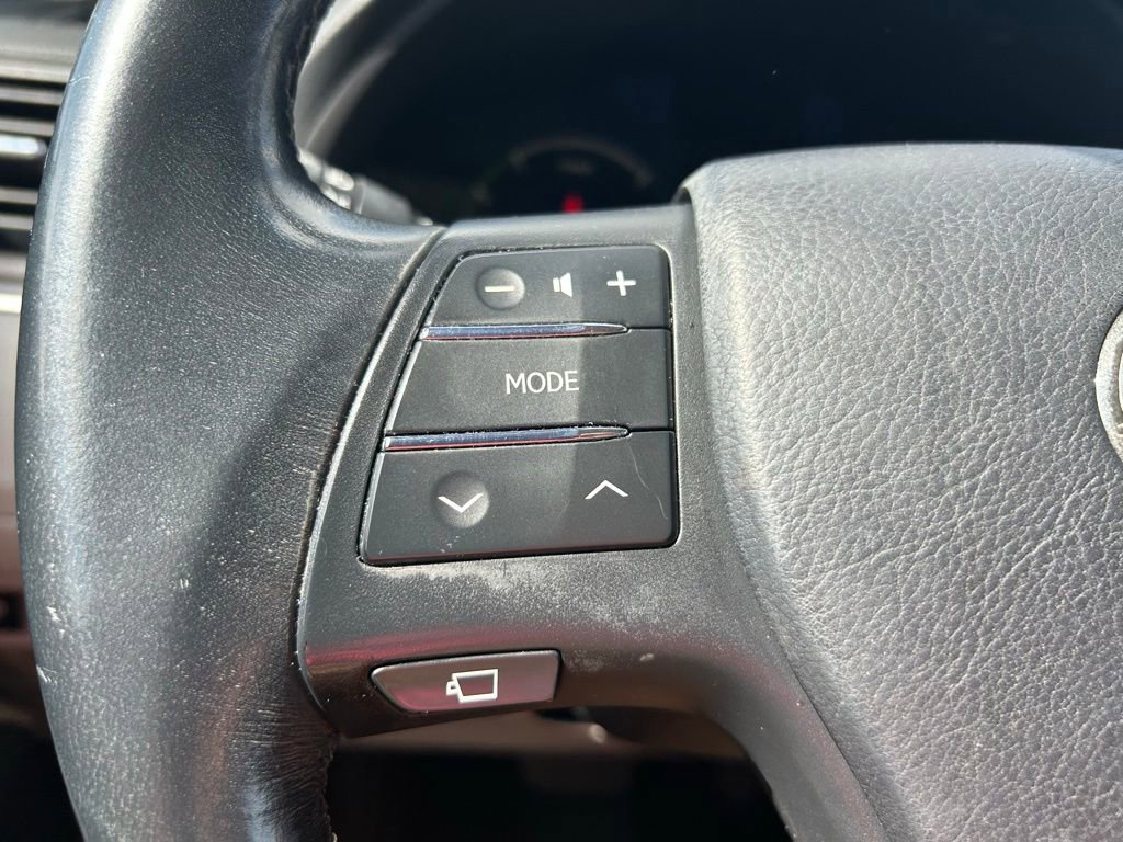 Used 2010 Lexus RX 450h AWD image 23
