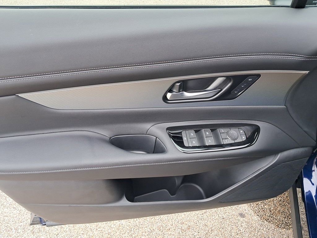 New 2025 Nissan Murano SL w/ Cargo Package image 11