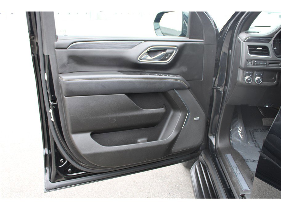 Used 2021 GMC Yukon SLT AWD/4WD image 7