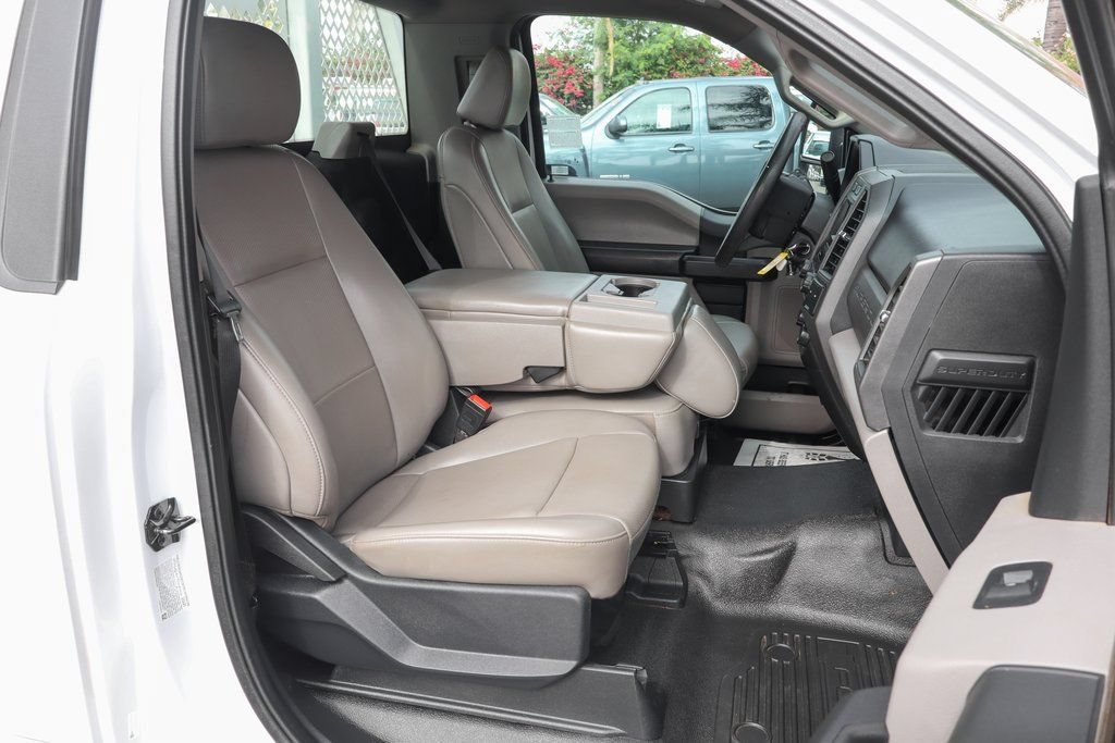 Used 2021 Ford F550 2WD Regular Cab Super Duty image 38