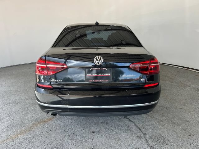Used 2019 Volkswagen Passat Wolfsburg Edition FWD image 6
