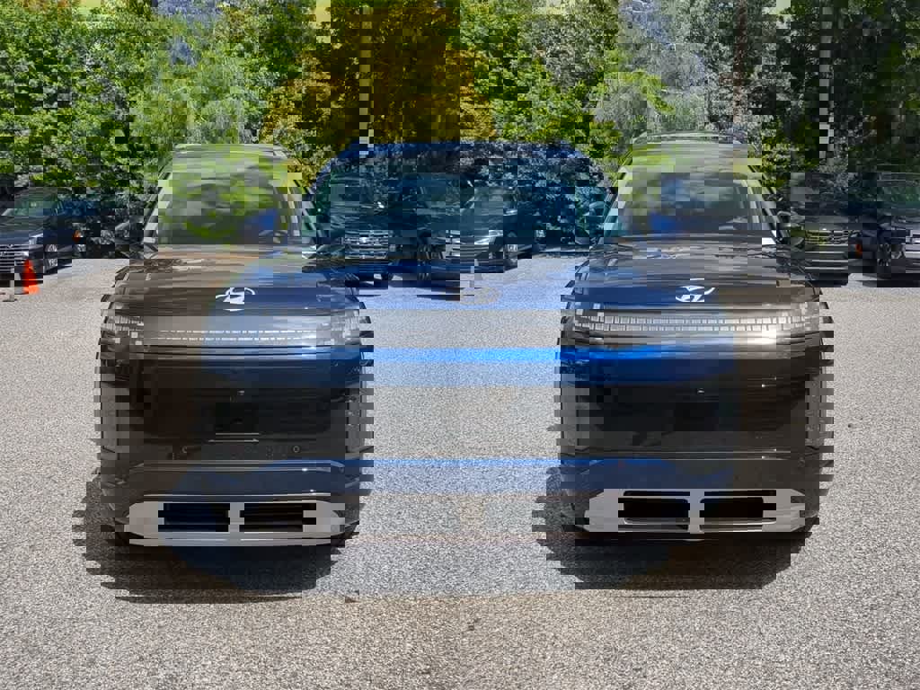 New 2026 Hyundai Ioniq 9 Limited image 9