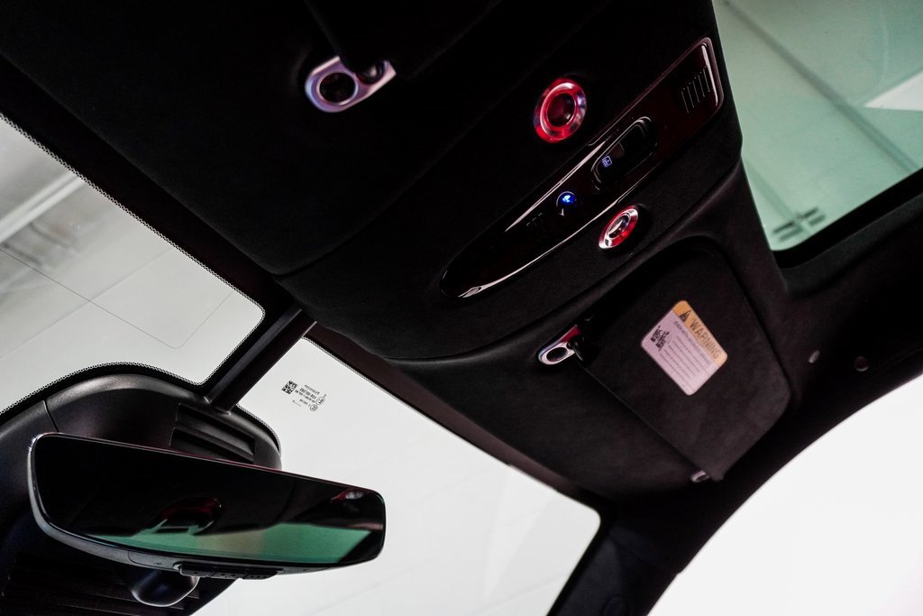 Used 2021 Aston Martin DBX image 41