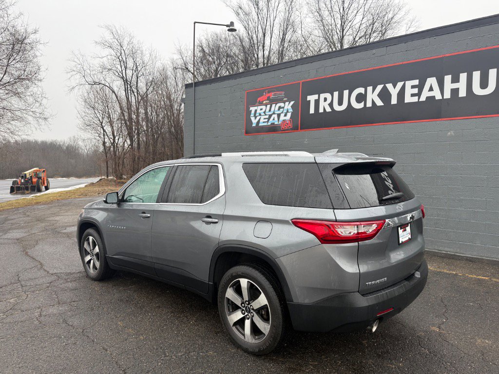 Used 2018 Chevrolet Traverse LT w/ LPO, Floor Liner Package image 3