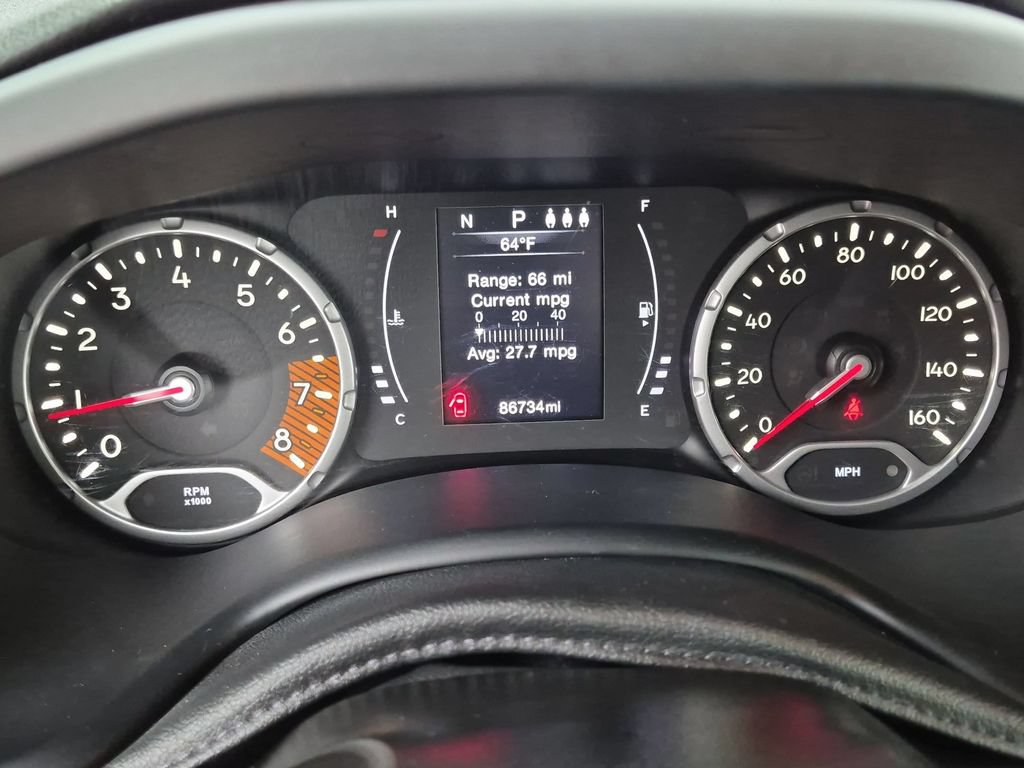 Used 2019 Jeep Renegade Altitude w/ Quick Order Package 22M AWD/4WD image 11