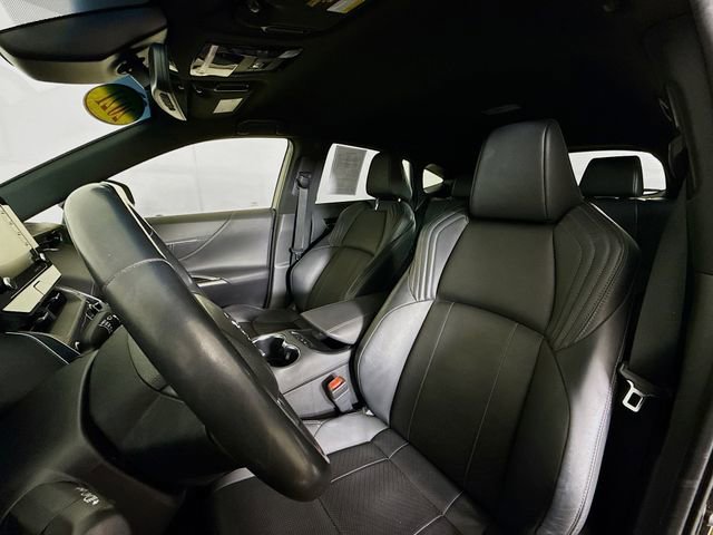 Used 2021 Toyota Venza XLE image 22