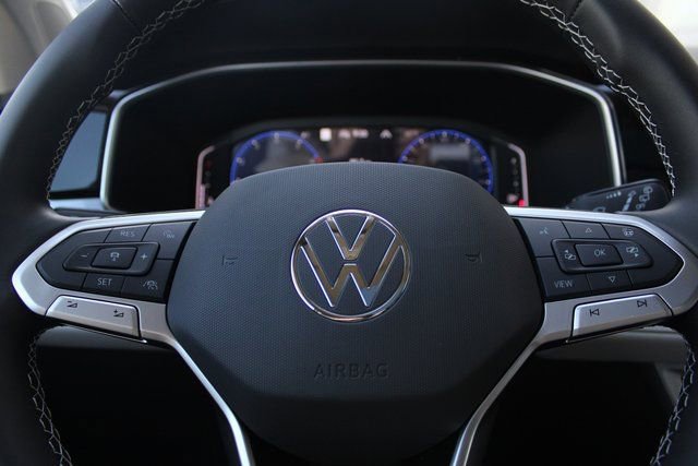 New 2025 Volkswagen Taos SEL AWD/4WD image 14