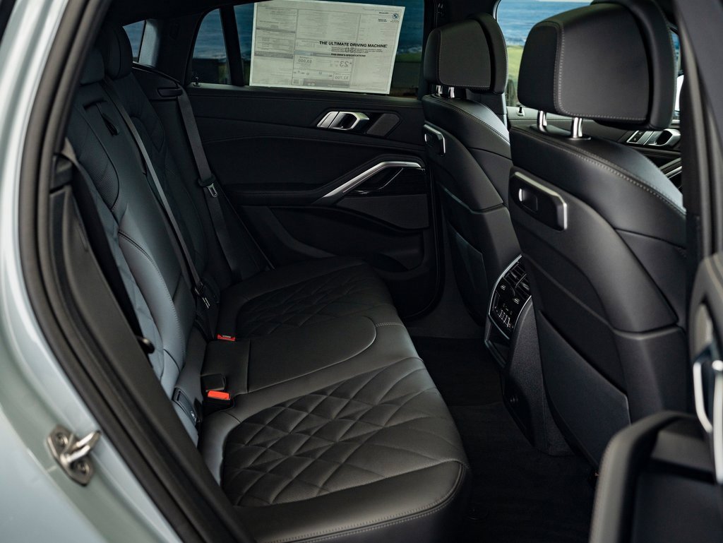 New 2026 BMW X6 xDrive40i image 35