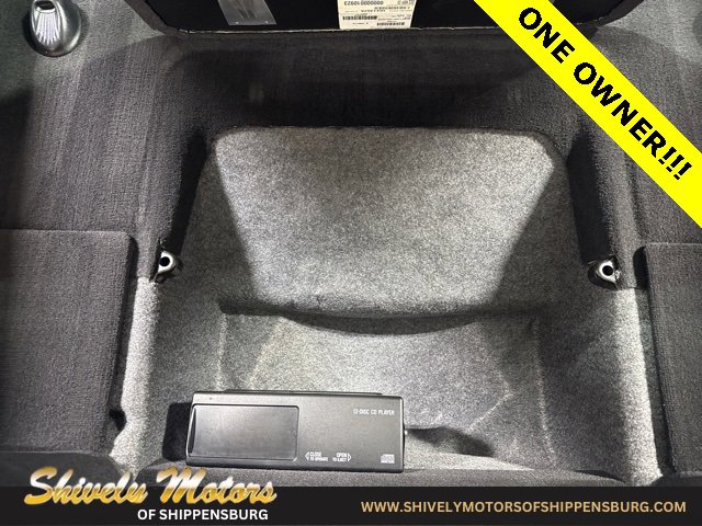 Used 2004 Chevrolet Corvette Coupe w/ Roof Package image 23