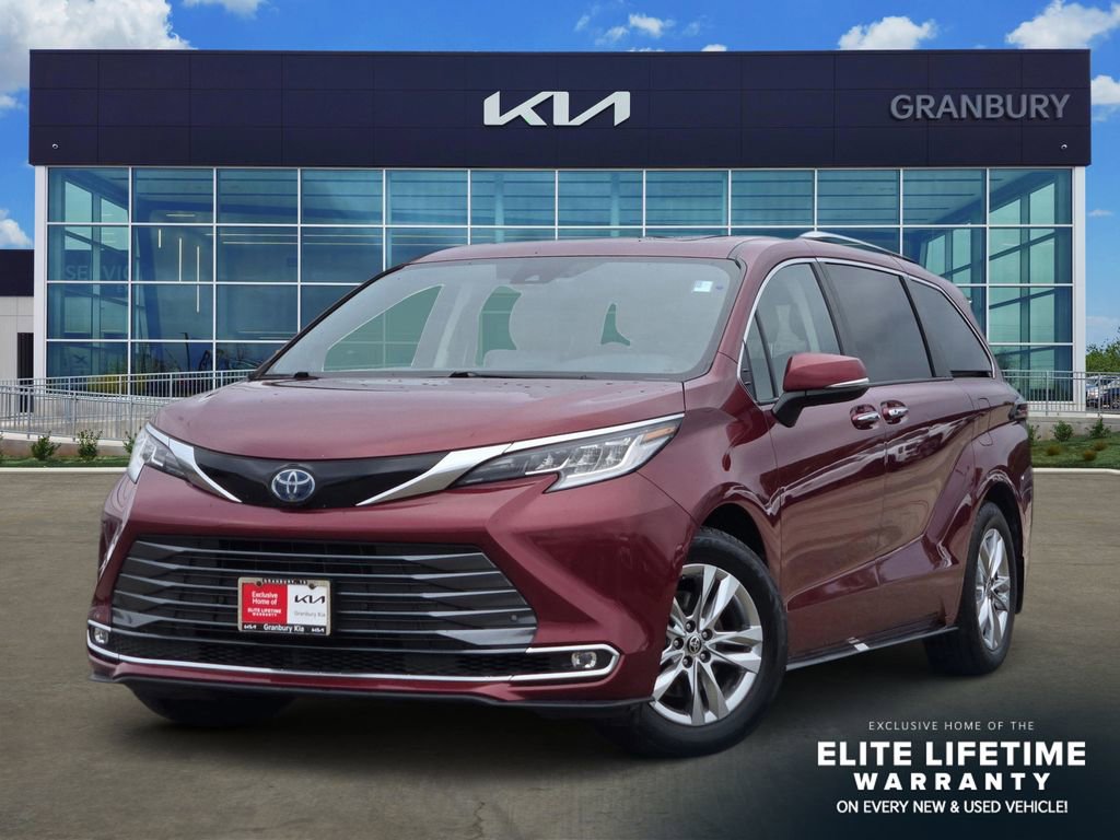 Used 2022 Toyota Sienna Limited