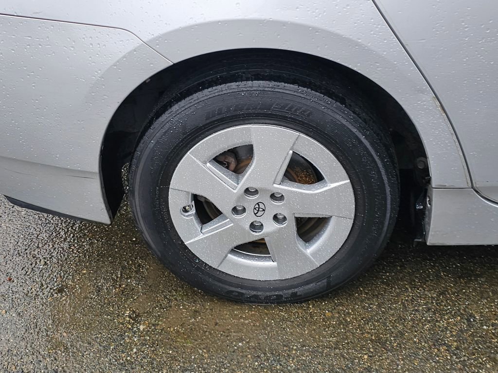 Used 2010 Toyota Prius Five image 9