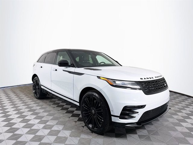 New 2026 Land Rover Range Rover Velar Dynamic SE image 3