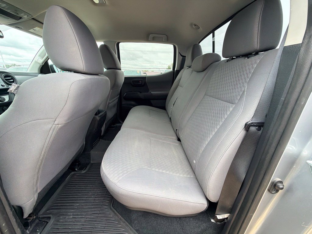 Used 2021 Toyota Tacoma SR AWD/4WD image 23