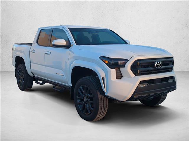 Certified 2025 Toyota Tacoma SR5 AWD/4WD image 3