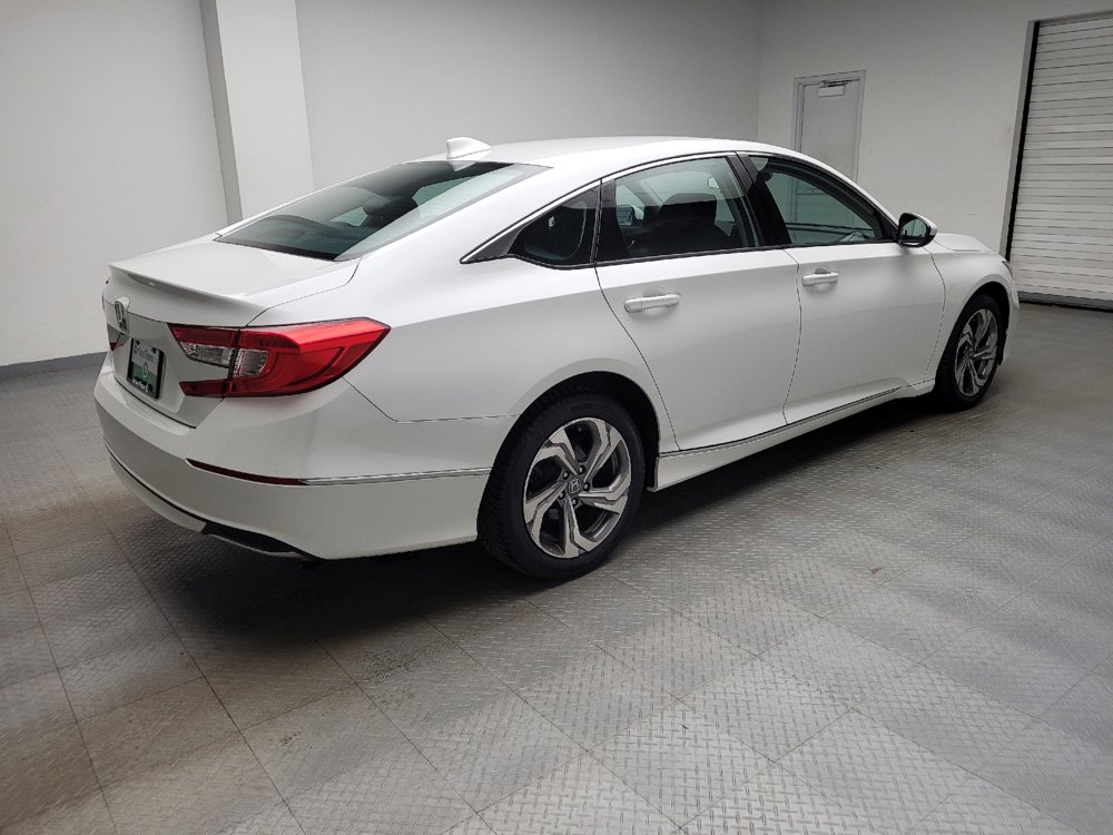 Used 2018 Honda Accord EX image 10