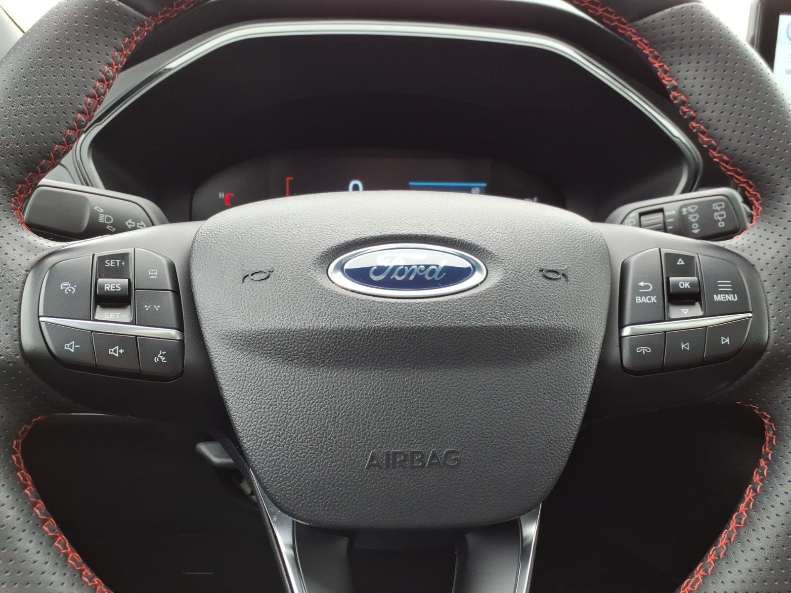 Used 2024 Ford Escape ST-Line w/ Tech Pack #1 AWD/4WD image 24