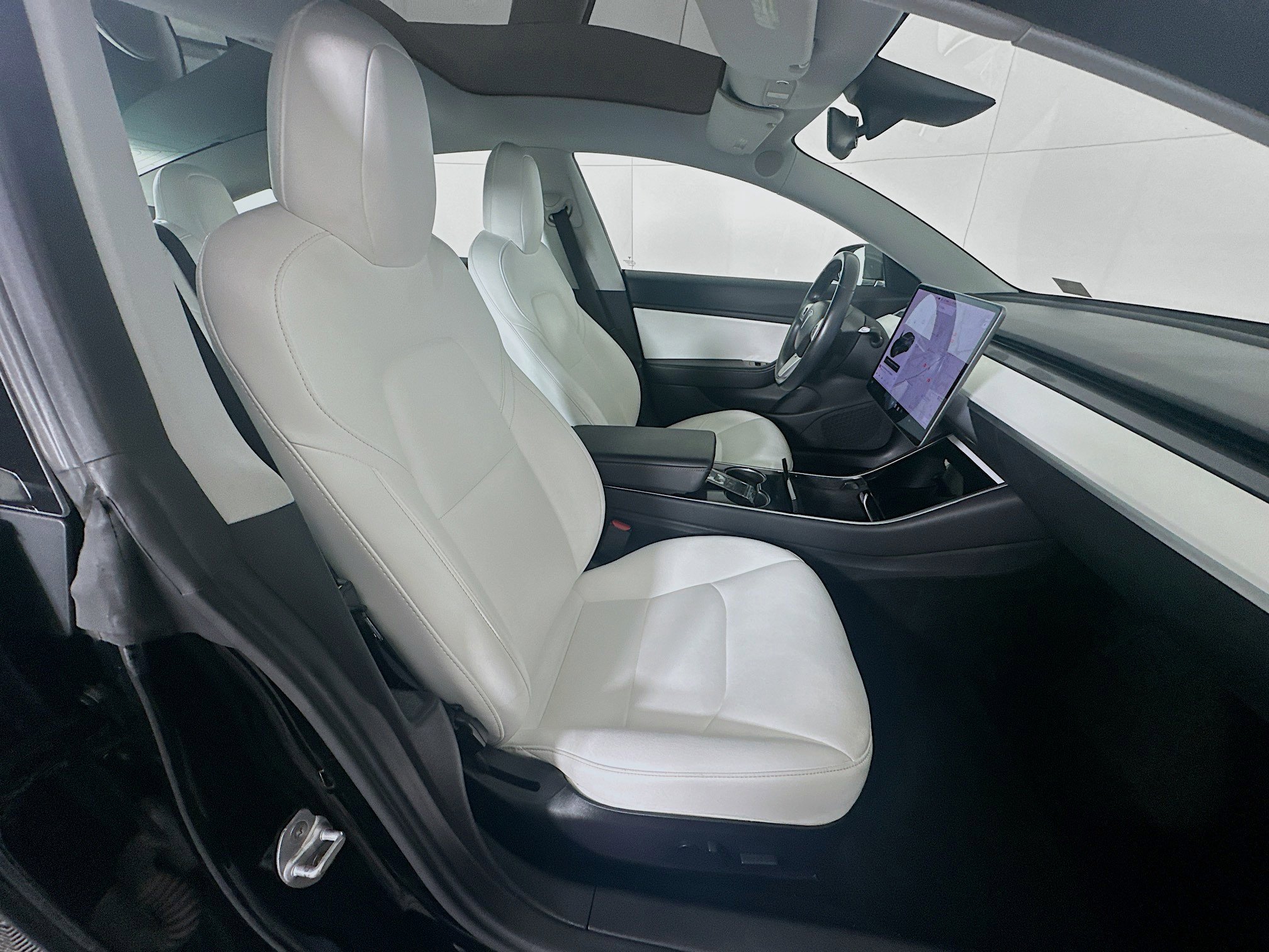 Used 2018 Tesla Model 3 Mid Range image 30