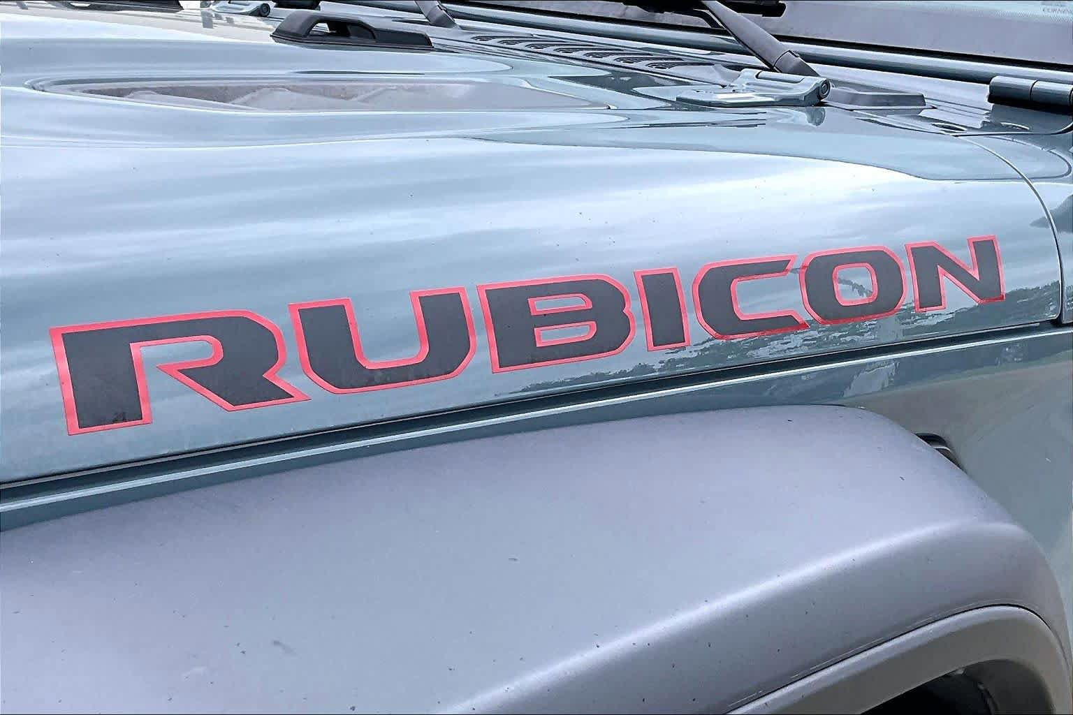 Used 2024 Jeep Gladiator Rubicon w/ Safety Group AWD/4WD image 29