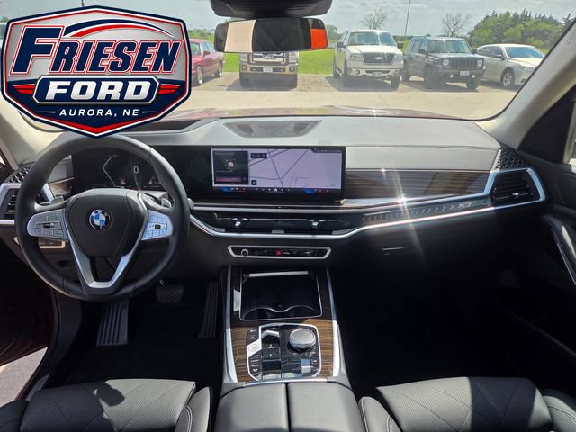 Used 2024 BMW X7 xDrive40i w/ Climate Comfort Package AWD/4WD image 18