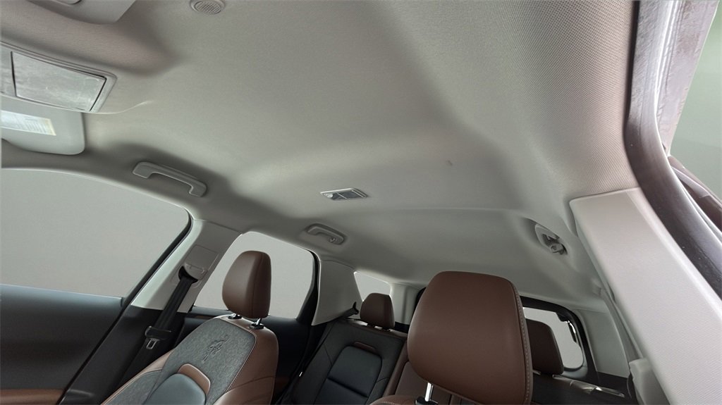 Used 2024 Ford Bronco Sport Outer Banks w/ Tech Package image 16