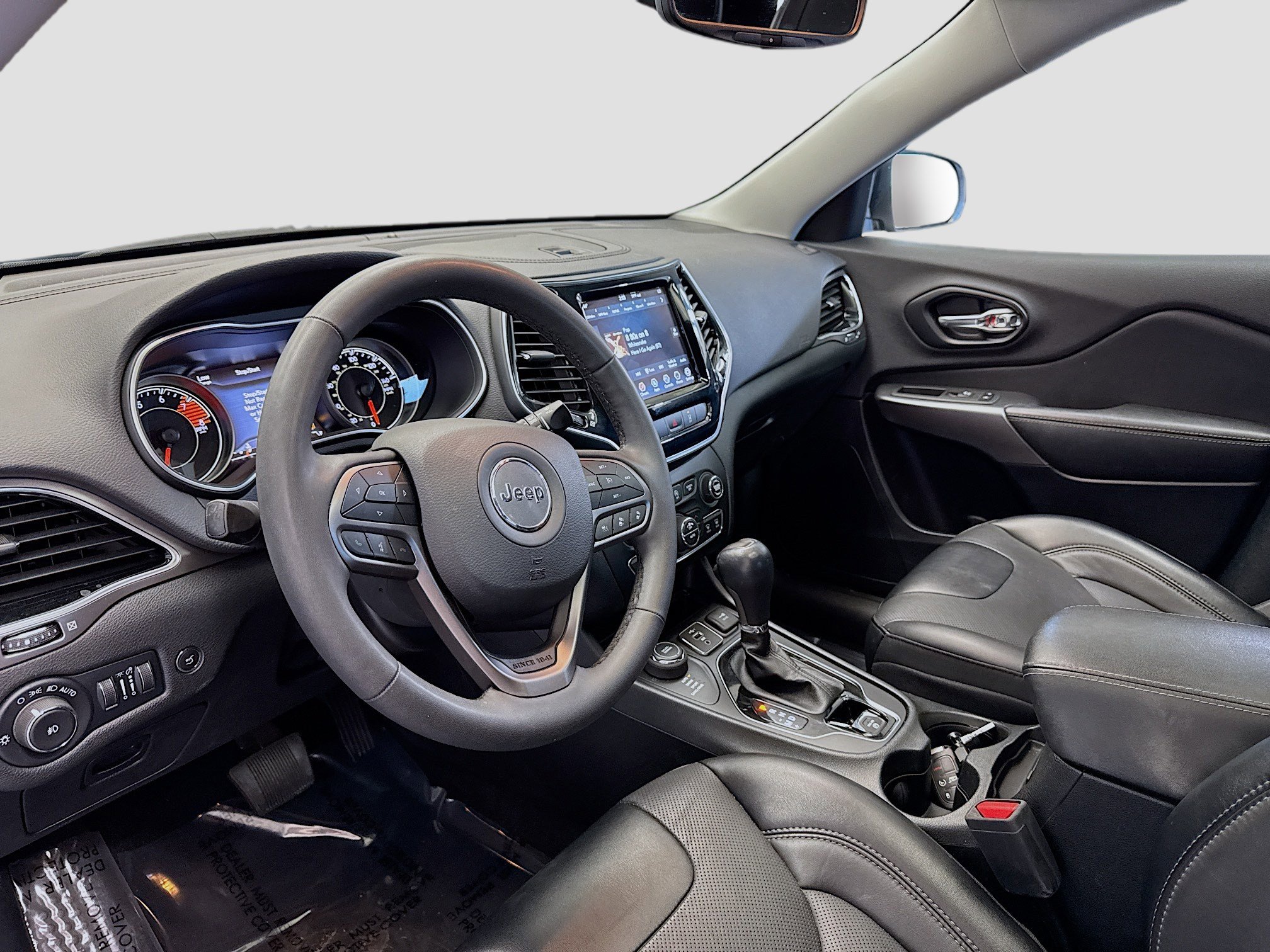 Used 2022 Jeep Cherokee Limited image 7