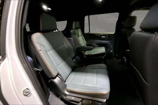 Used 2026 GMC Yukon XL AT4 AWD/4WD image 16
