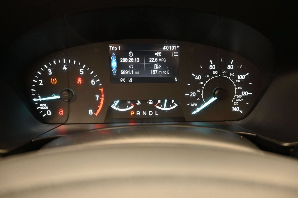 Used 2021 Ford Escape SE w/ SE Sport Appearance Package FWD image 3