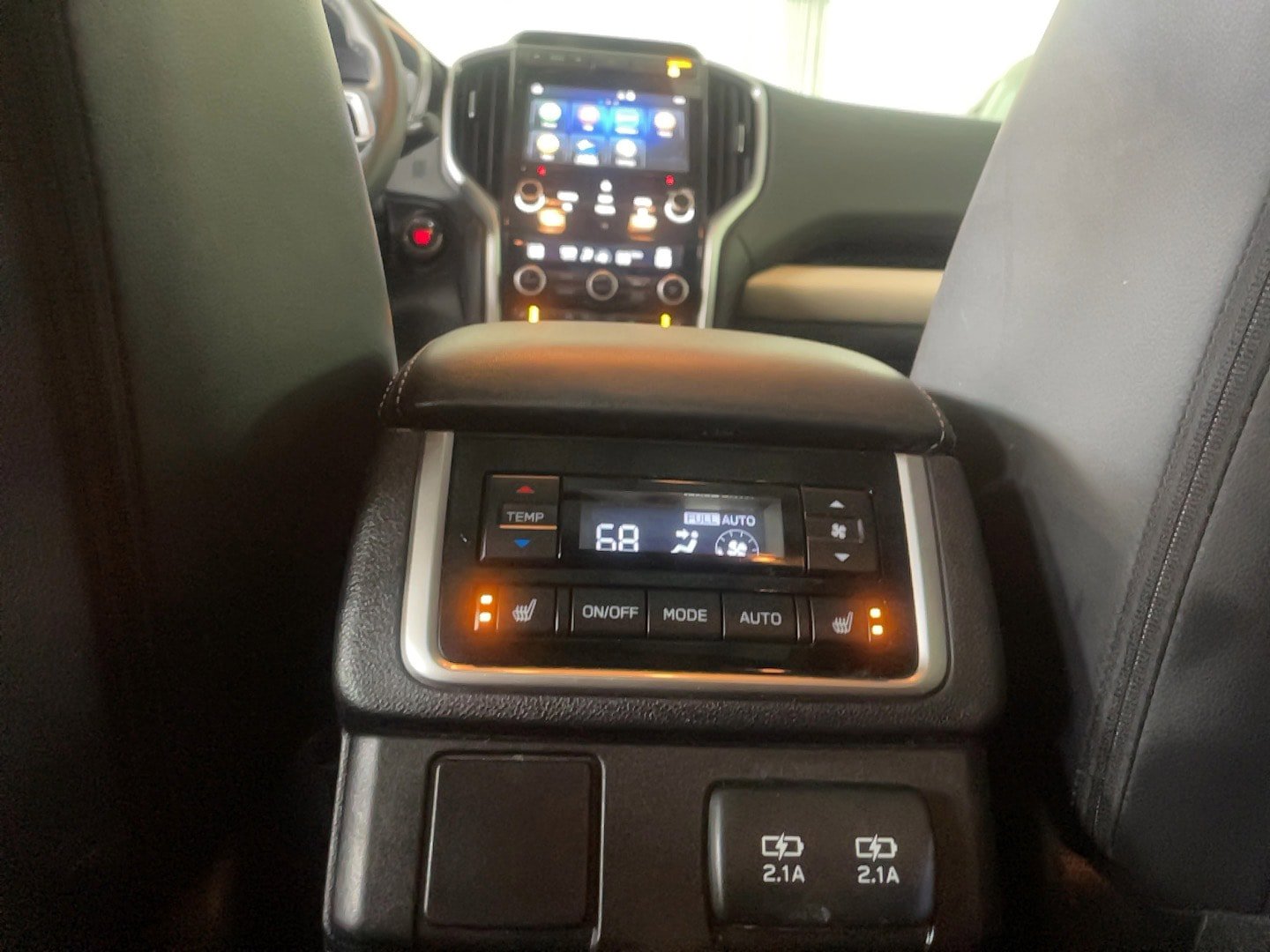 Used 2020 Subaru Ascent Limited w/ Technology Package AWD/4WD image 8