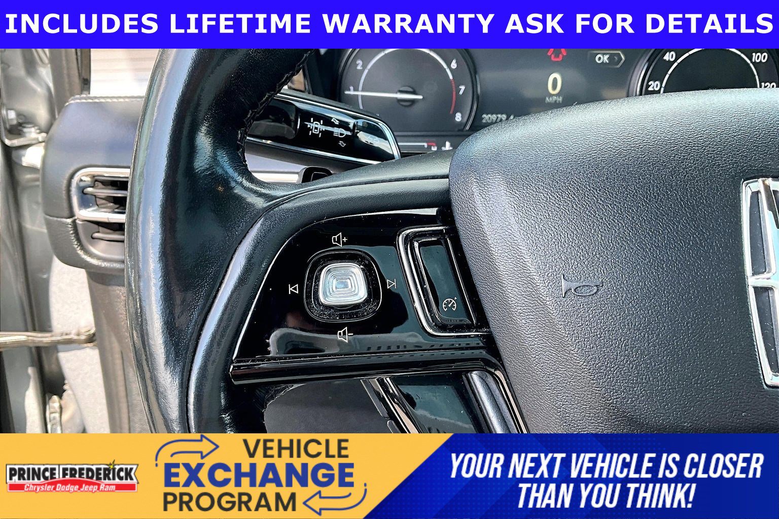 Used 2022 Lincoln Corsair AWD w/ Premium Package image 15