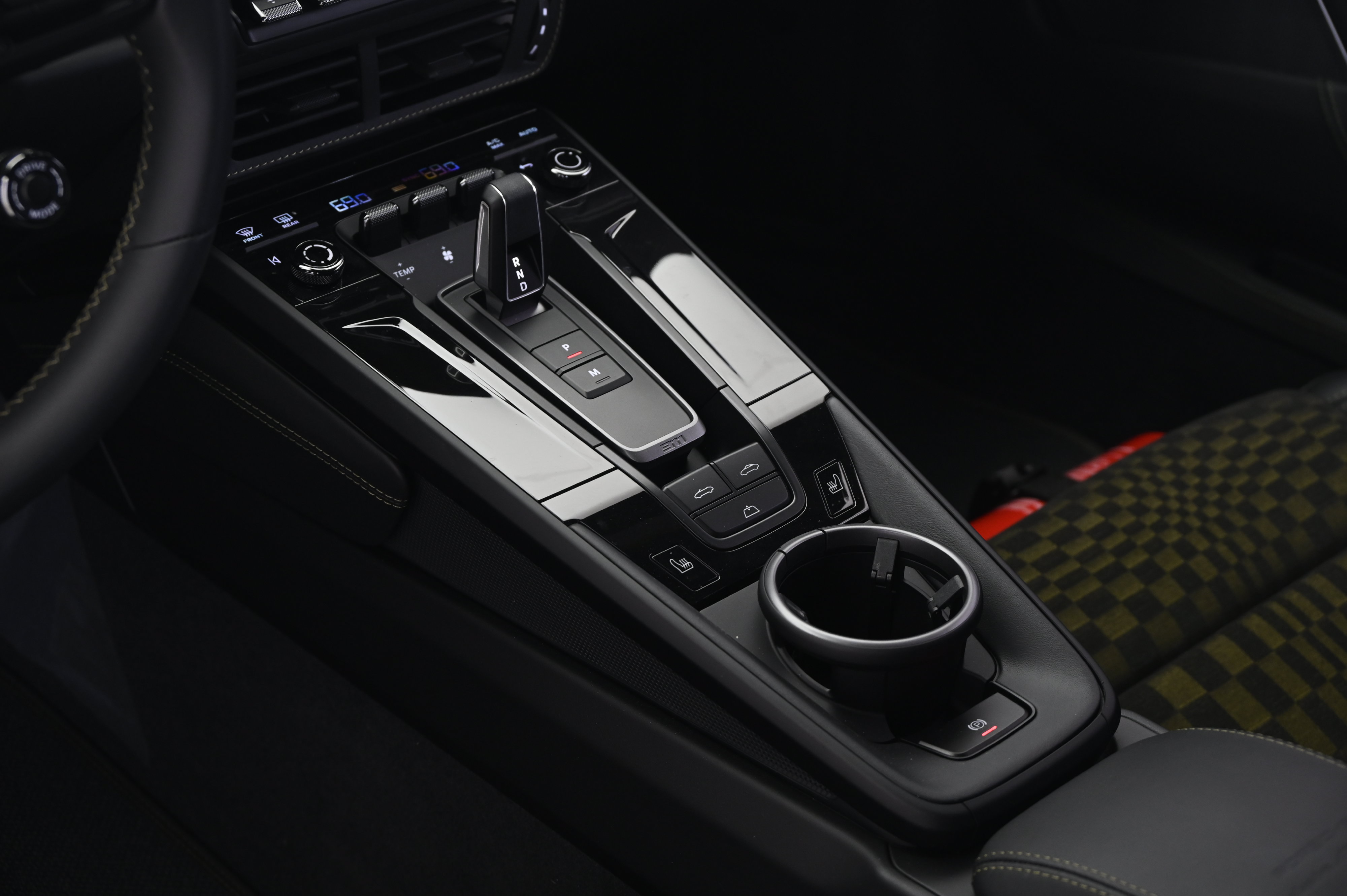 Certified 2026 Porsche 911 GTS RWD image 36
