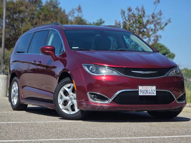 Used 2018 Chrysler Pacifica Touring Plus w/ Tire & Wheel Group