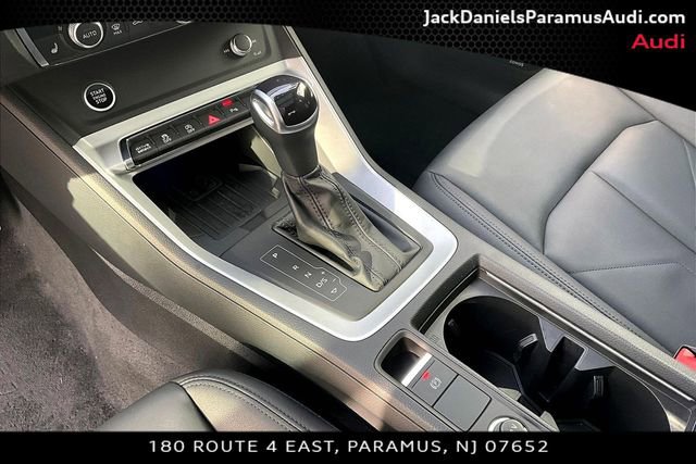 Used 2023 Audi Q3 2.0T Premium Plus w/ Premium Plus Package image 12