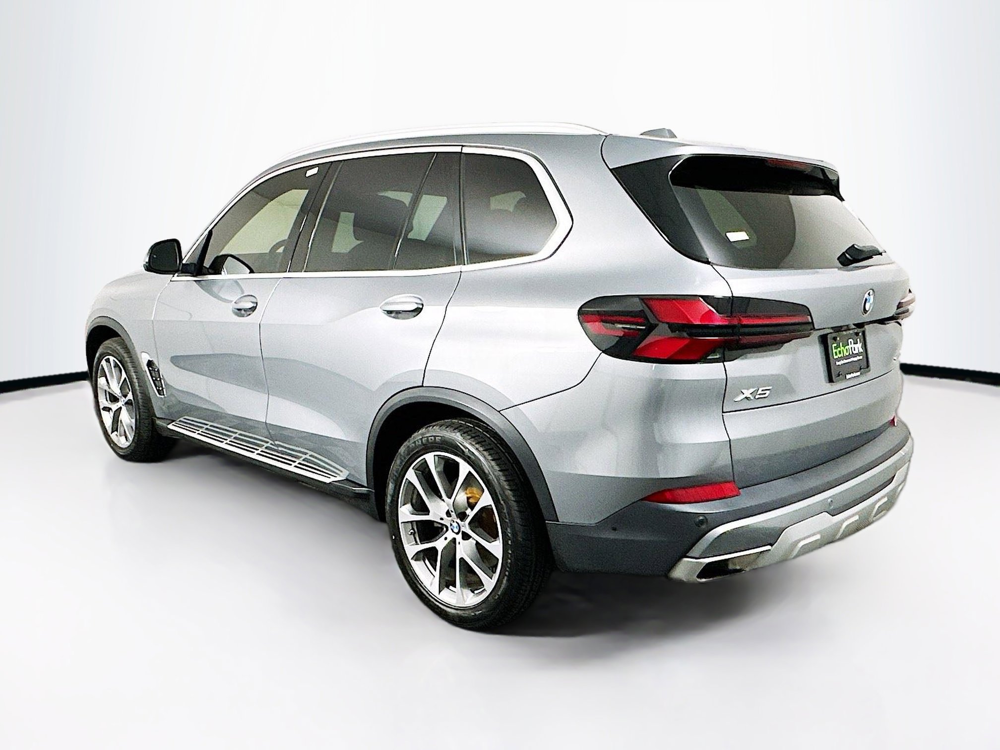 Used 2024 BMW X5 sDrive40i image 5