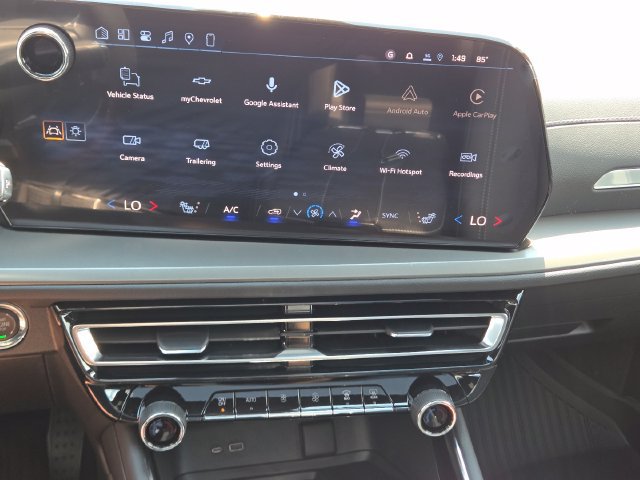 New 2027 Chevrolet Traverse LT w/ Sun and Wheel Package AWD/4WD image 31