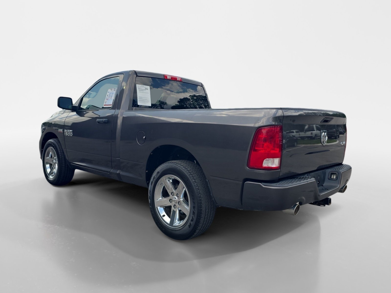Used 2014 RAM 1500 Express AWD/4WD image 3
