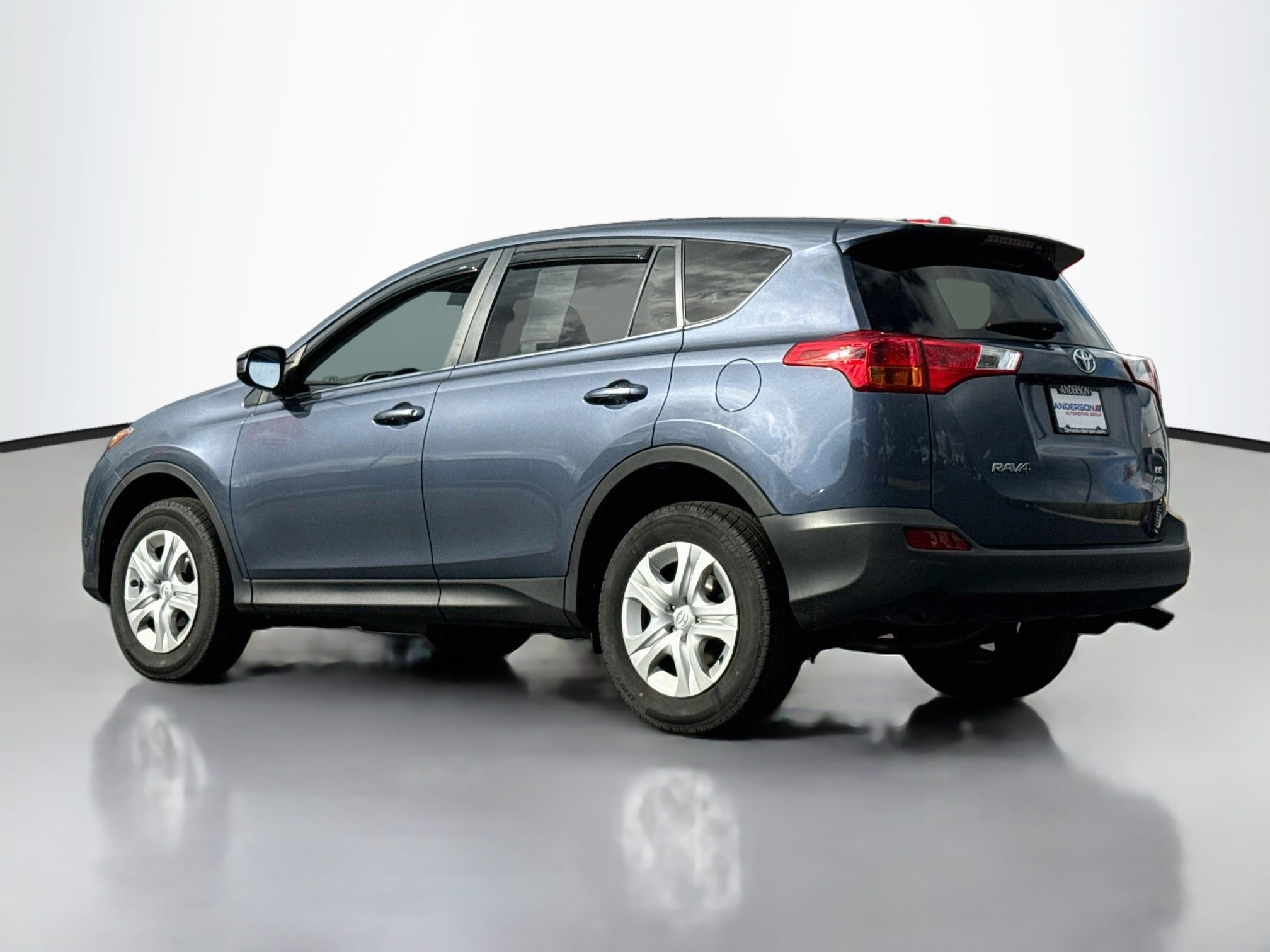 Used 2014 Toyota RAV4 LE AWD/4WD image 5