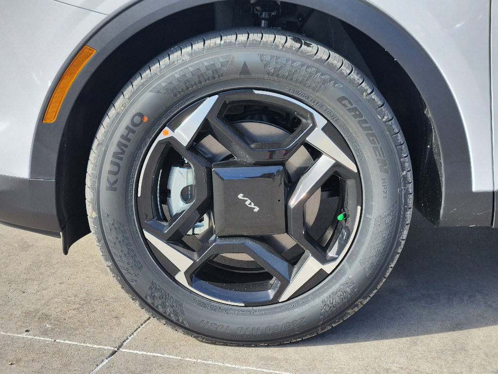 New 2026 Kia Sportage EX image 7