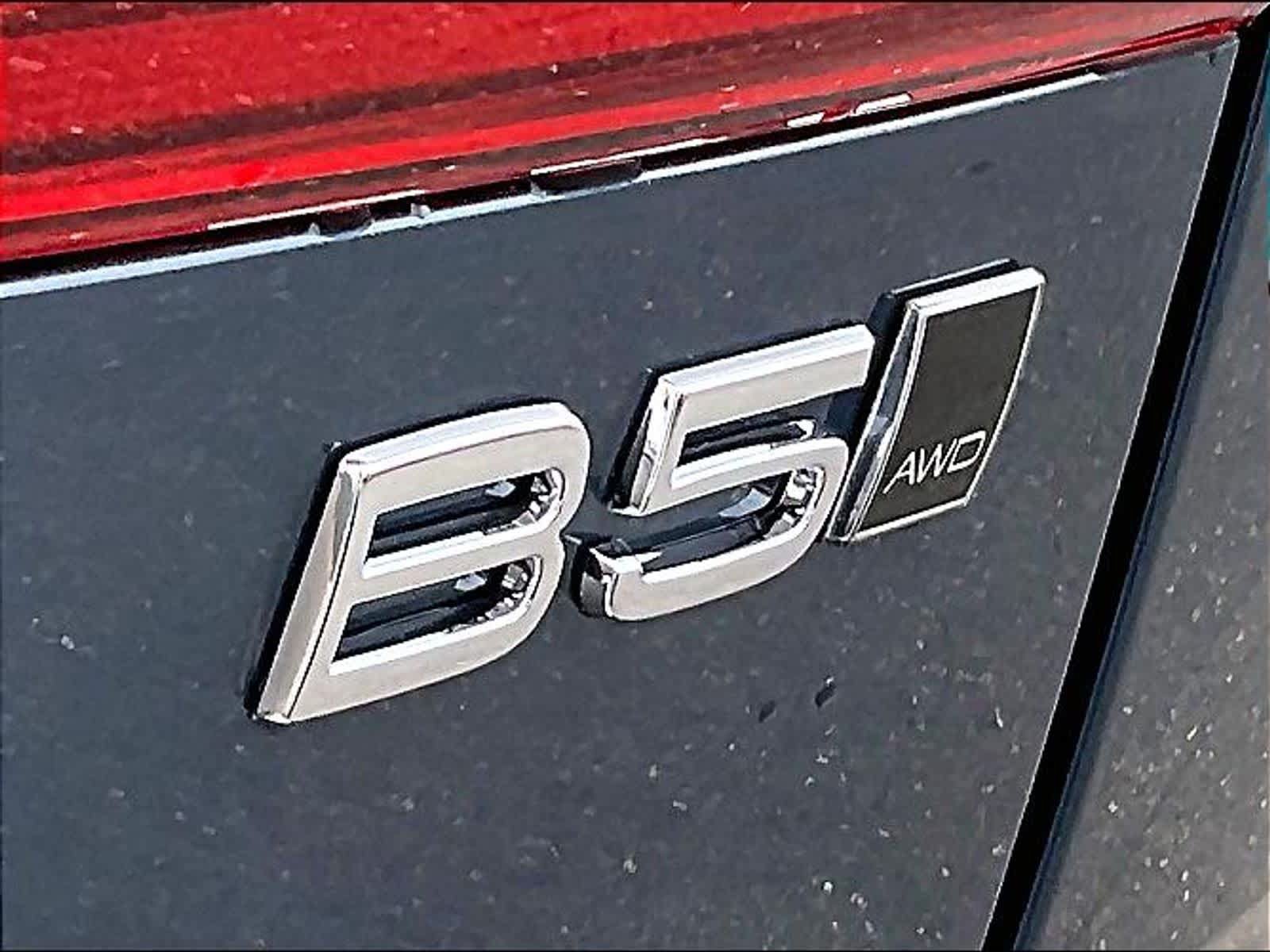 New 2027 Volvo XC60 B5 Core AWD/4WD image 26
