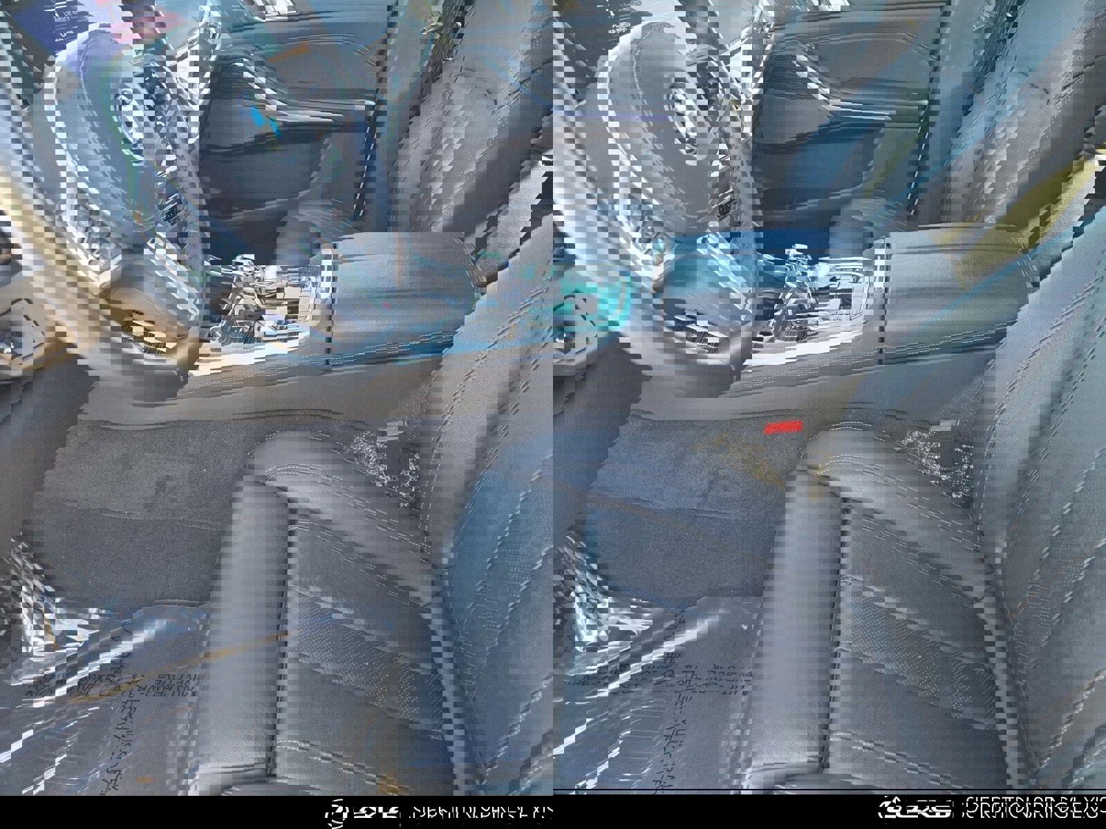 Used 2021 BMW X7 M50i image 12