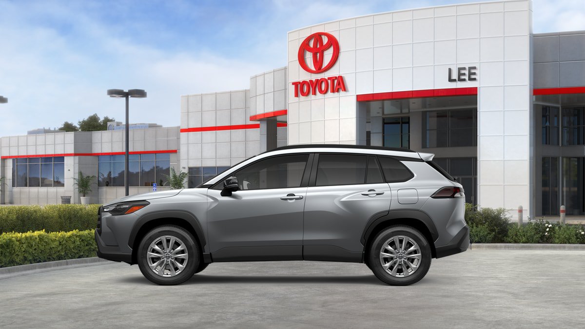 New 2026 Toyota Corolla Cross LE AWD/4WD image 4